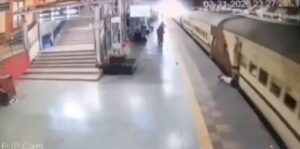 Bhopal railway station 1 (1)