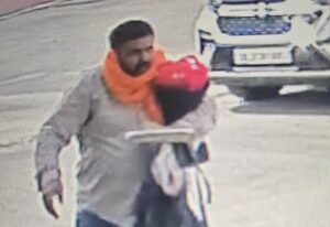 Man who entered Delhi Vidhansabha (1)