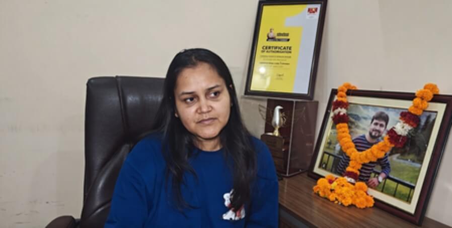 Shubham Dwivedi Wife (1) (1)