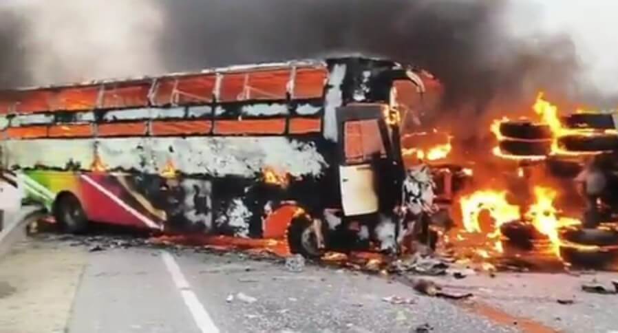 bus catches fire after being hit by tanker Gujarat Surendra Nagar (1) (1)