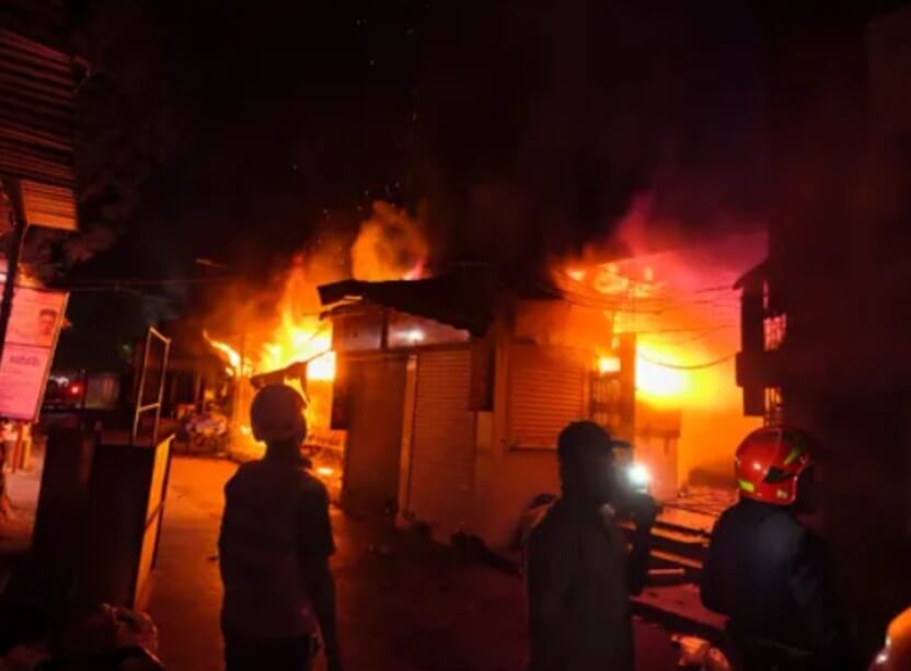 fire in sabji mandi thane (1)