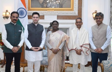 raghav chadda with dropadi murmu