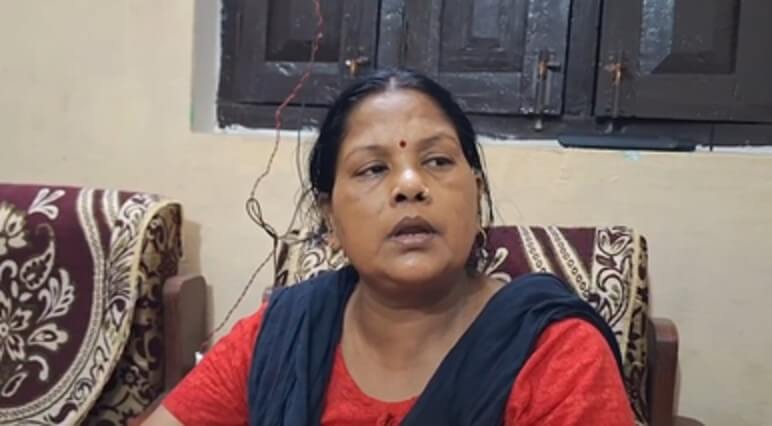 Mother of Aditya who lost life in Lucknow fire (1) (1)