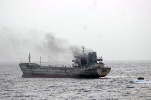 Ship catches fire in ocean 24 Indians were onboard (1) (1)