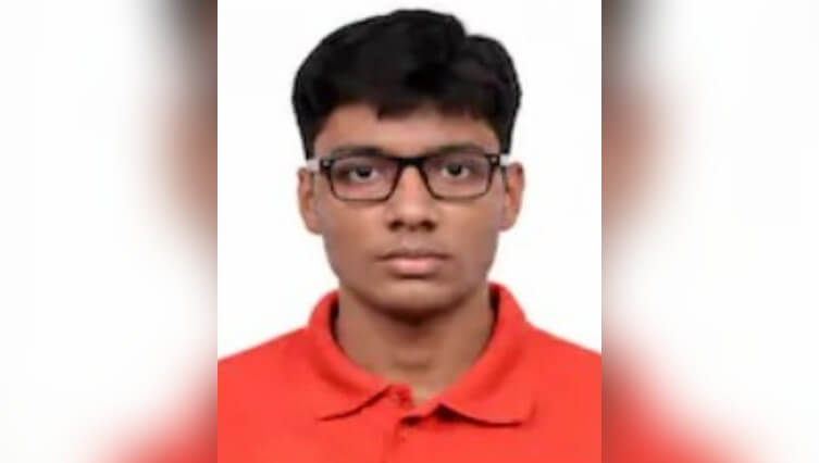 Shubham Kumar tops JEE Advanced 1 (1)