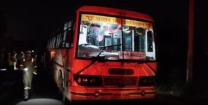 accident in Etah 4 killed 11 injured (1) (1)