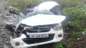 car falls into deep gorge in Chamba five of a family dead (1)