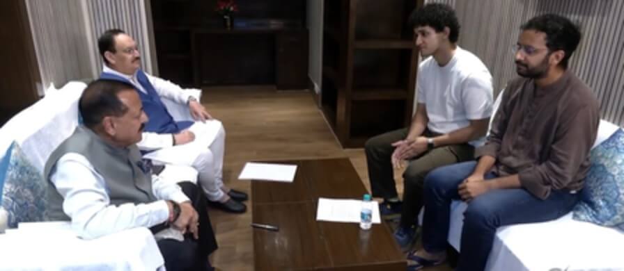 meeting between ministers and CJP members IANS (1) (1)