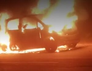 car catches fire youth dies lucknow sitapur