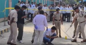 gangwar outside hissar court (1)