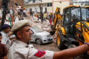 DELHI BUILDING COLLAPES