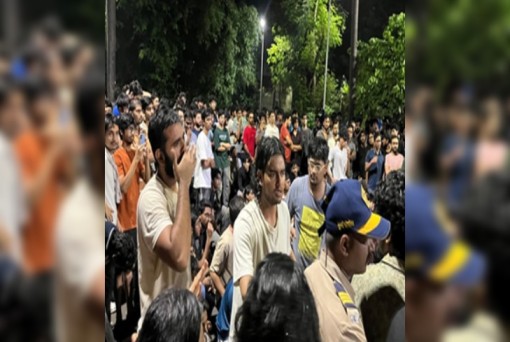 IIT BOMBAY STUDENTS