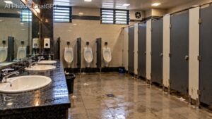 PUBLIC TOILET