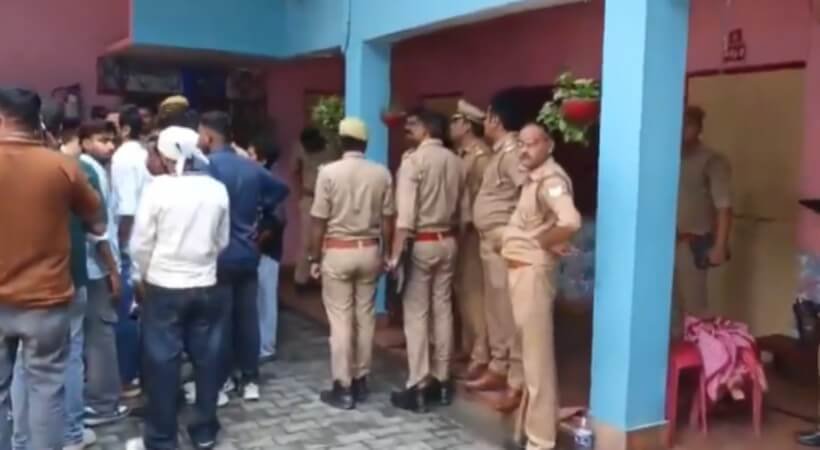 teacher shot dead inside school in lakhimpuri kheri UP (1)