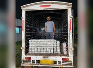 Rs 4 crore cash recovered from van in Chattisgarh 1 (1) (1)